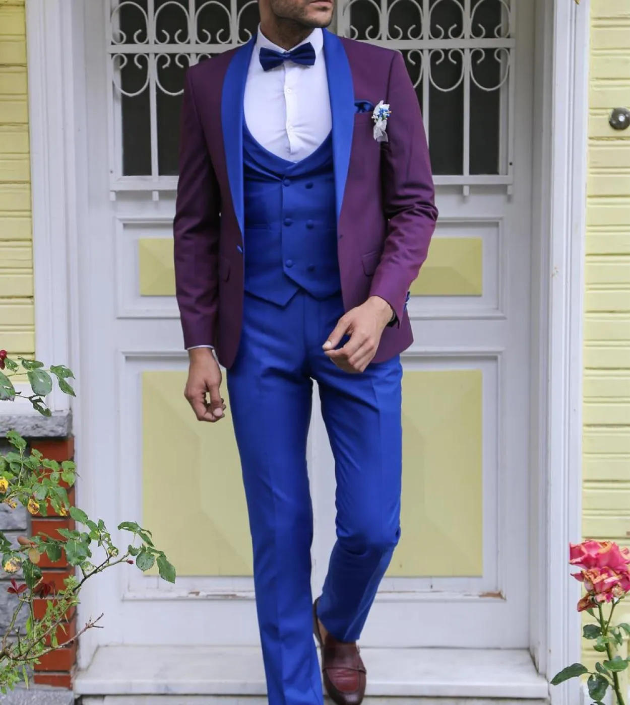 Blu Viola Uomo Abiti da sposa Ultimi disegni di pantaloni da cappotto Giacca da abito Pantalone Gilet Abiti da lavoro Sposo da f