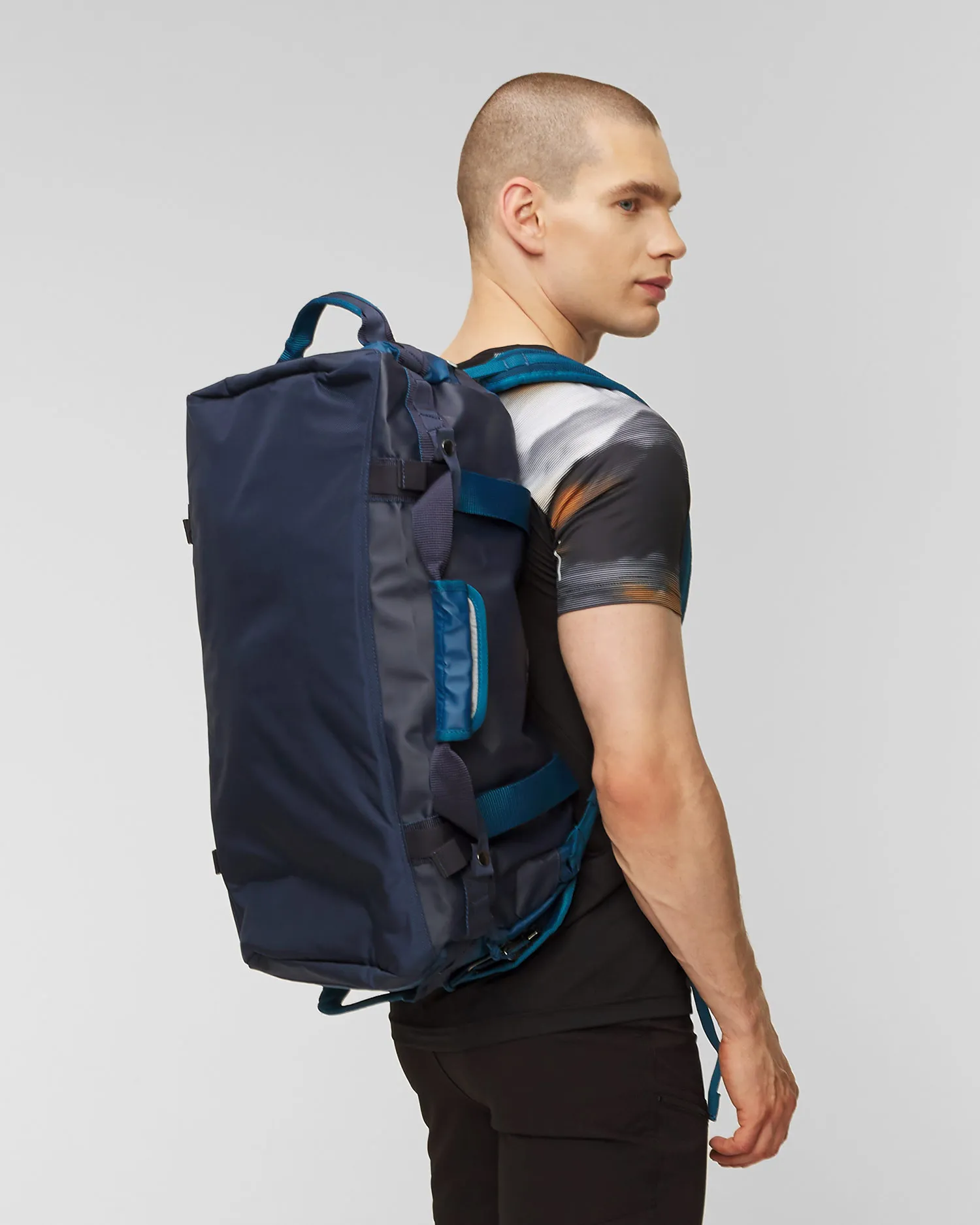 Borsone da viaggio 2in1 Thule Chasm 40 L 3204414-black