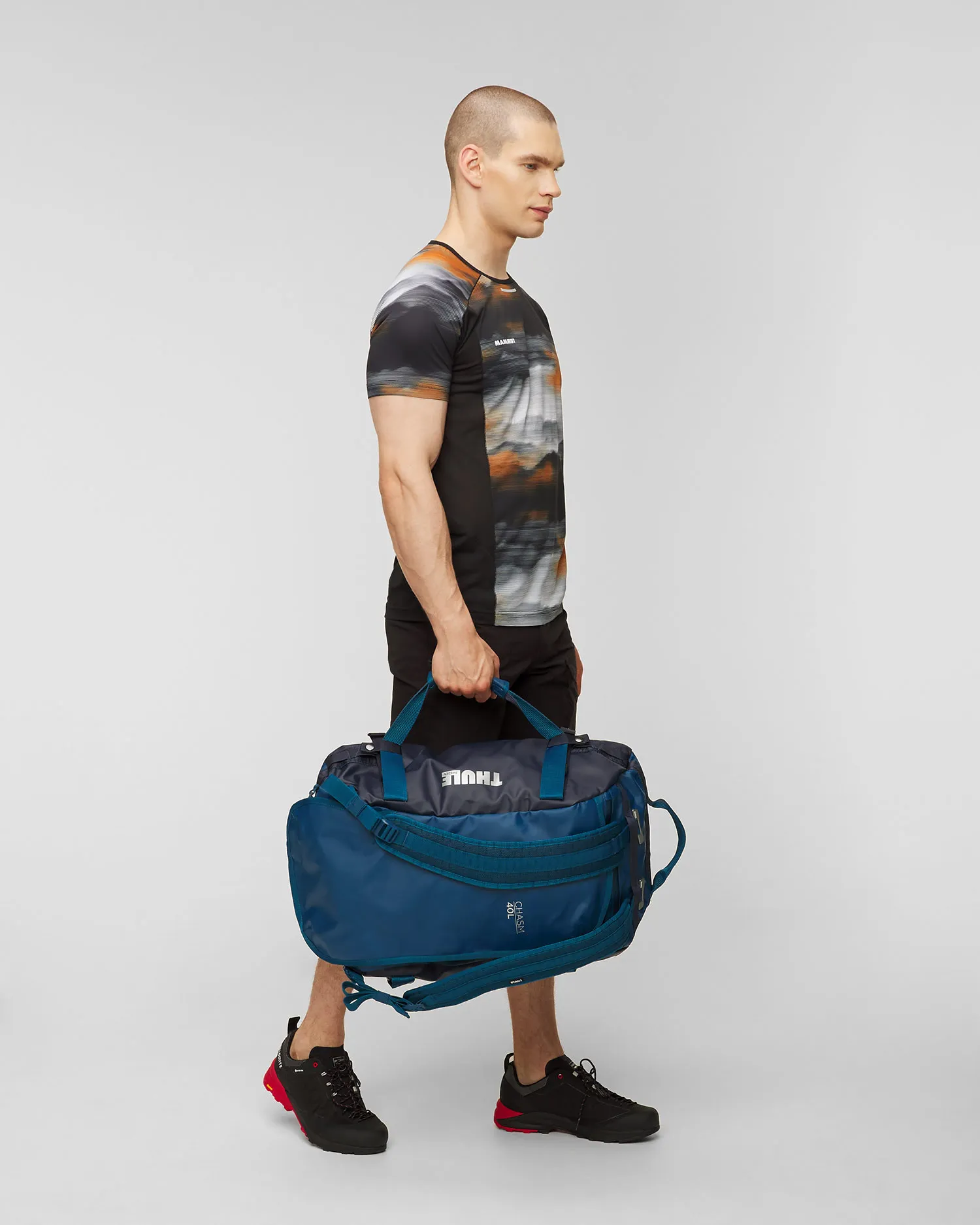 Borsone da viaggio 2in1 Thule Chasm 40 L 3204414-black