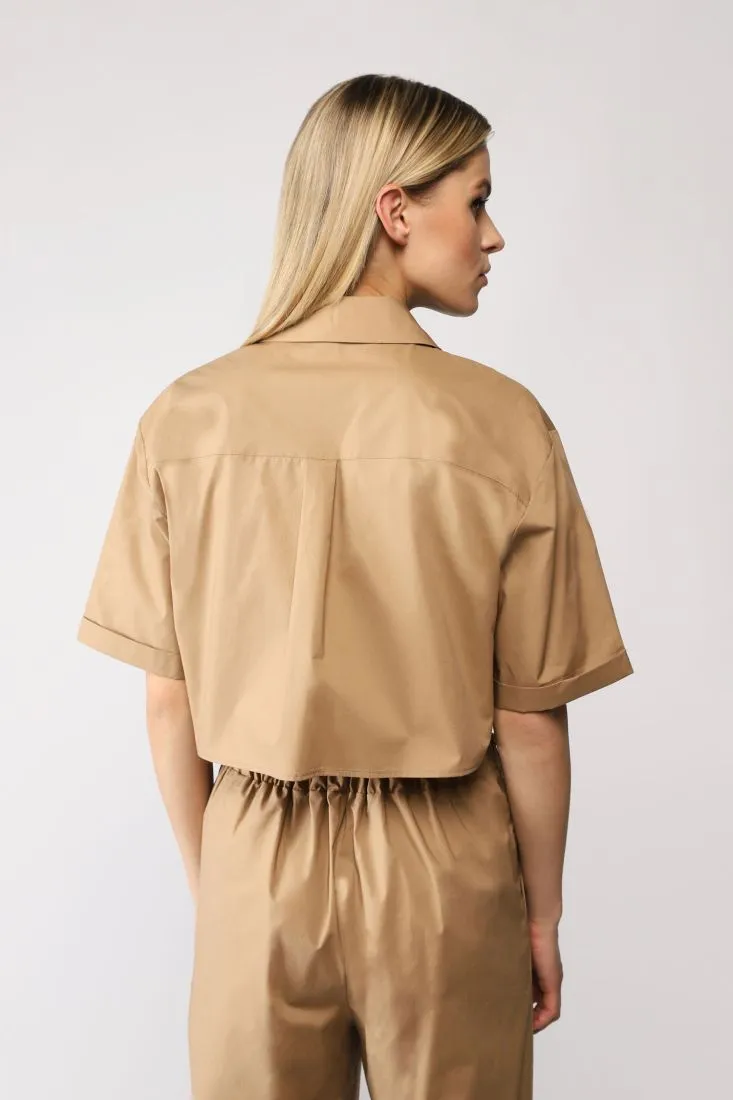 Camicia cropped con colletto classico e taschino applicato