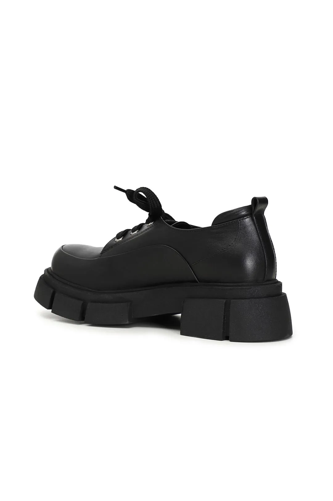 derby in pelle con suola carroarmato