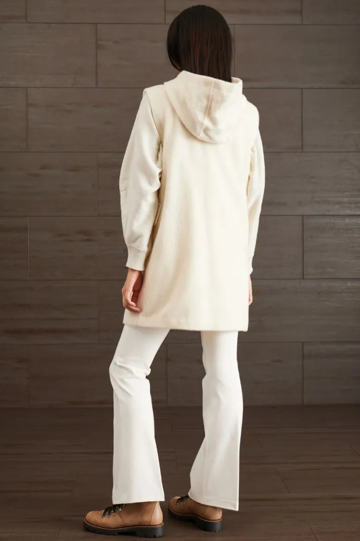 Gilet con cappuccio