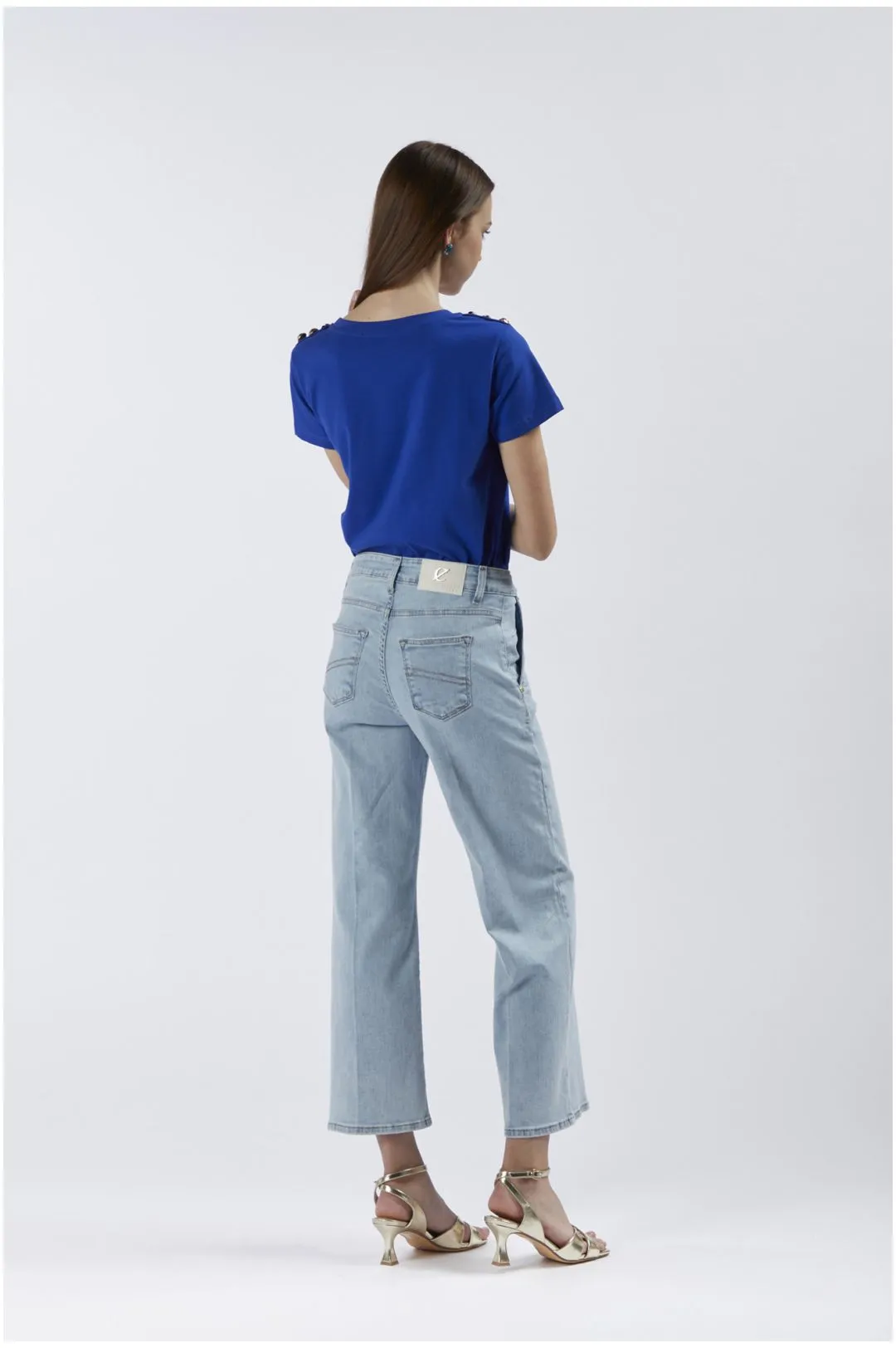 jeans denim culotte con bottoniera bleach