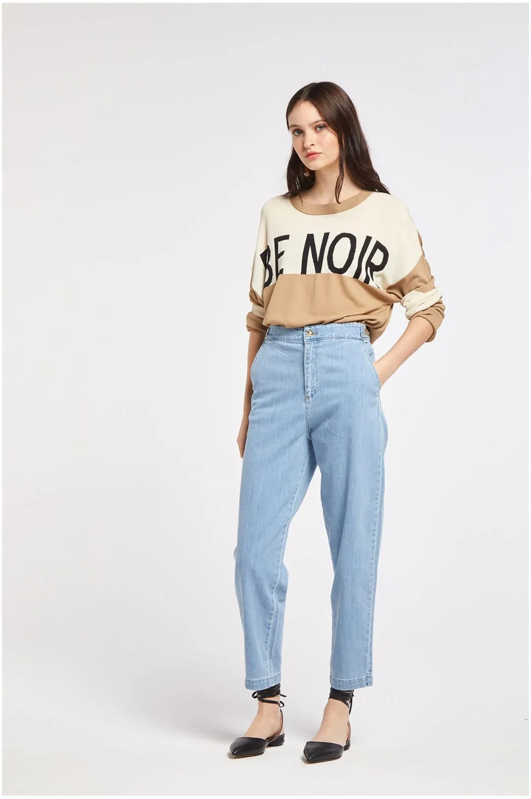 jeans vestibilità cocoon in una tela comfort sky