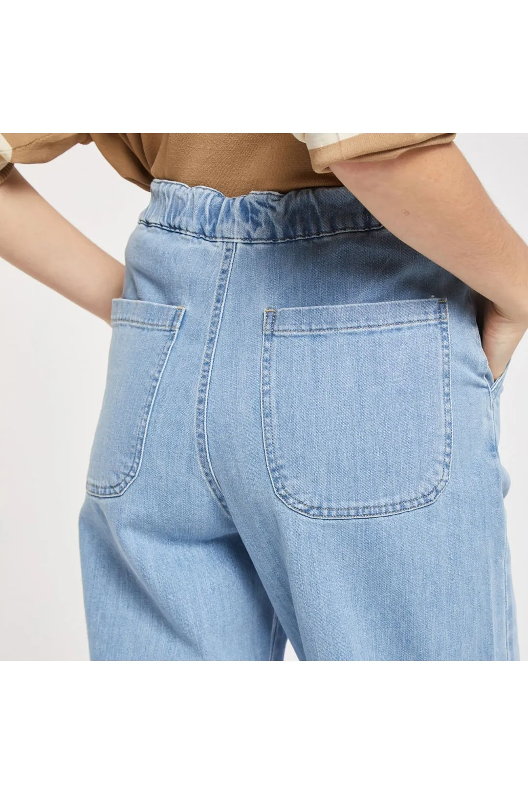 jeans vestibilità cocoon in una tela comfort sky