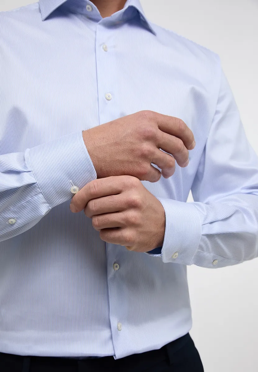Light blue eterna modern fit striped shirt in non-iron twill cotton