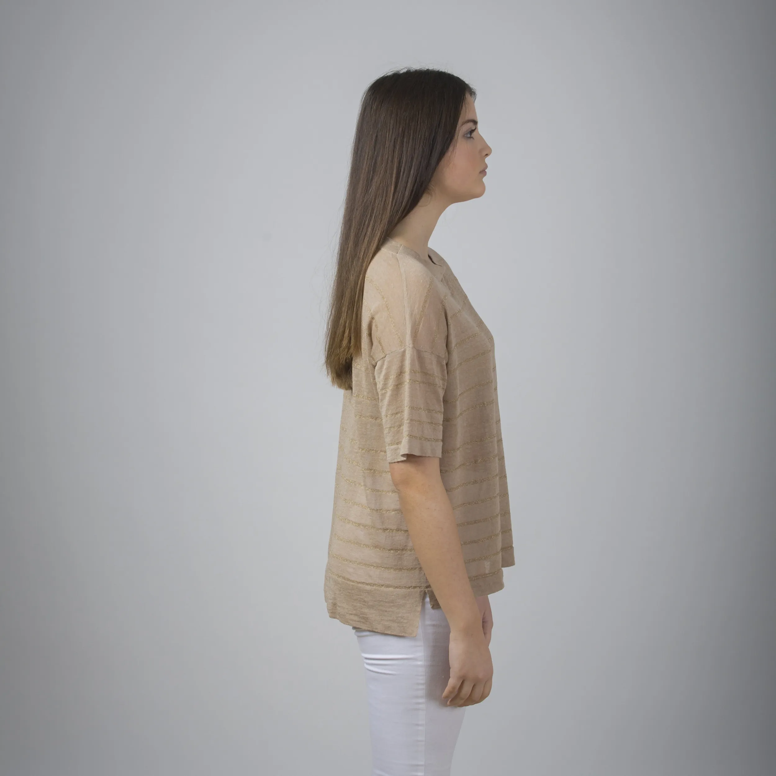 Maglia in lino a manica corta con righe oro