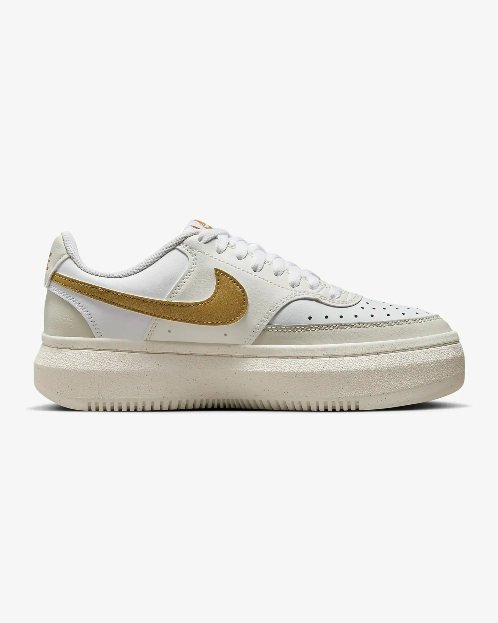 NIKE - Sneaker platform bianca in VERA PELLE da donna con logo oro effetto glitter - COURT VISION ALTA                          