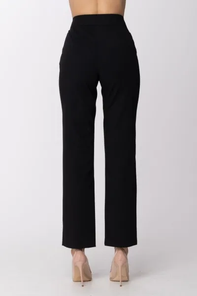 Pantaloni alla caviglia Nero