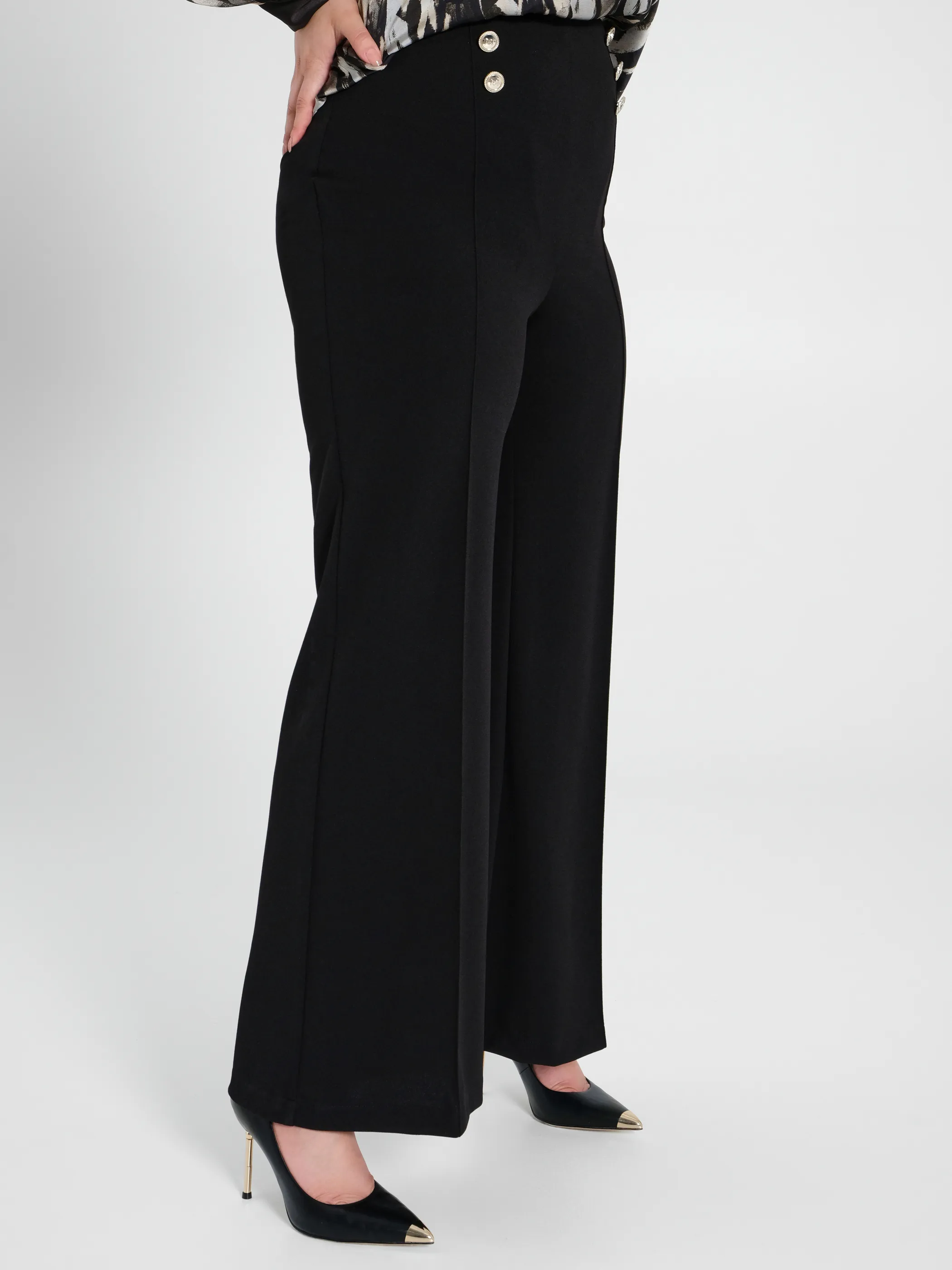      Pantaloni Curvy con Bottoni Dorati     