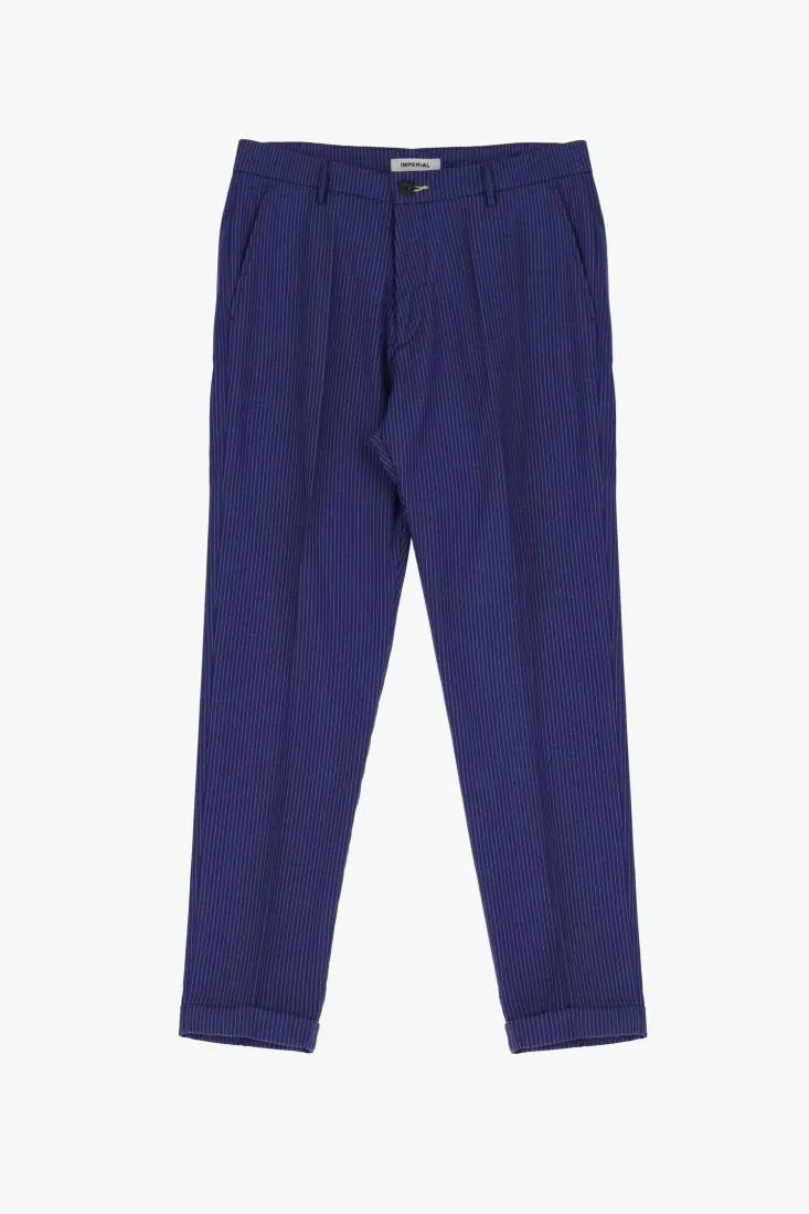Pantaloni slim-fit fantasia gessata con piega stirata e pinces