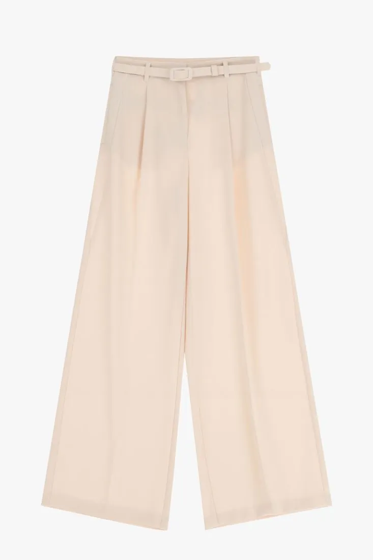 Pantaloni straight con piega stirata e cintura sottile
