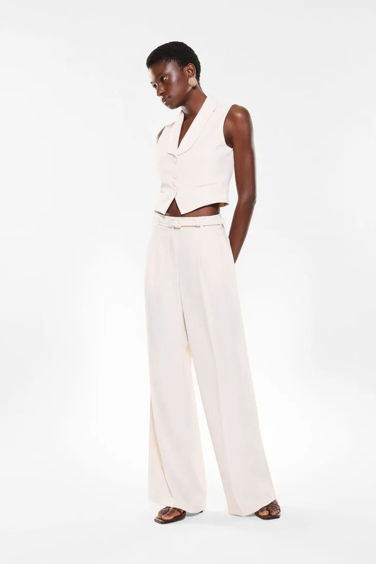 Pantaloni straight con piega stirata e cintura sottile