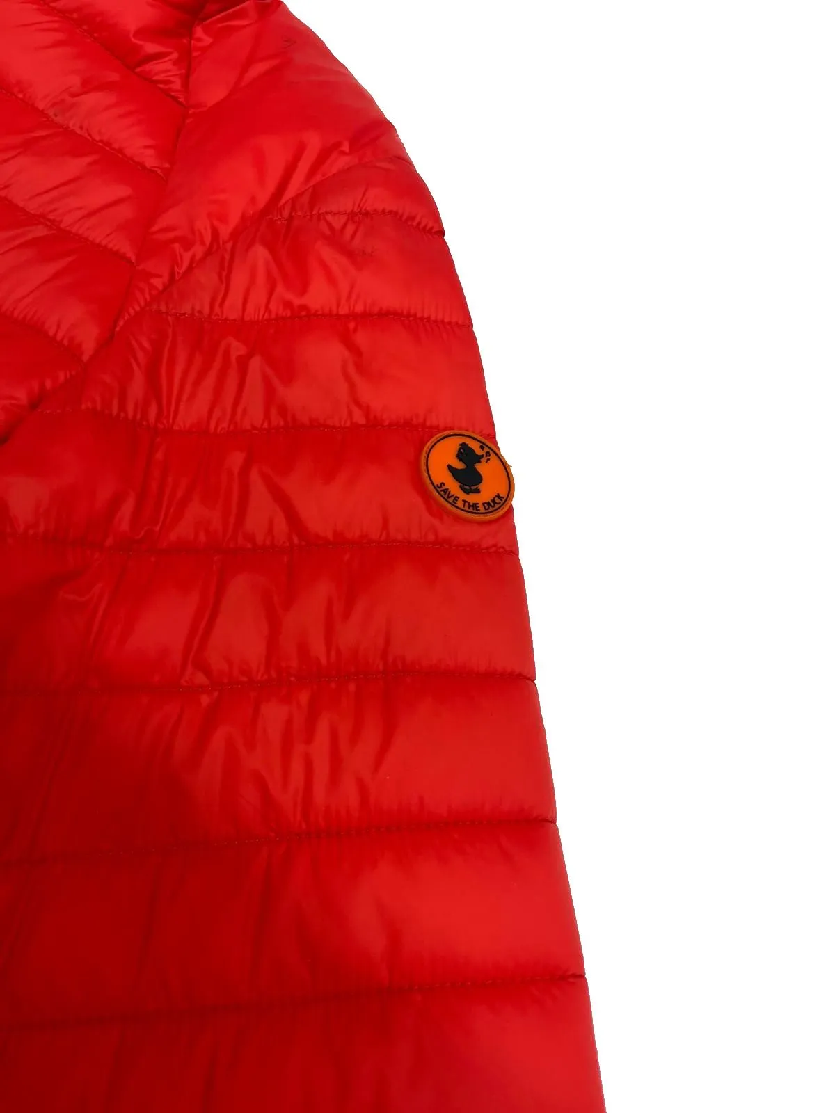 PIUMINO ROSSO IN NYLON