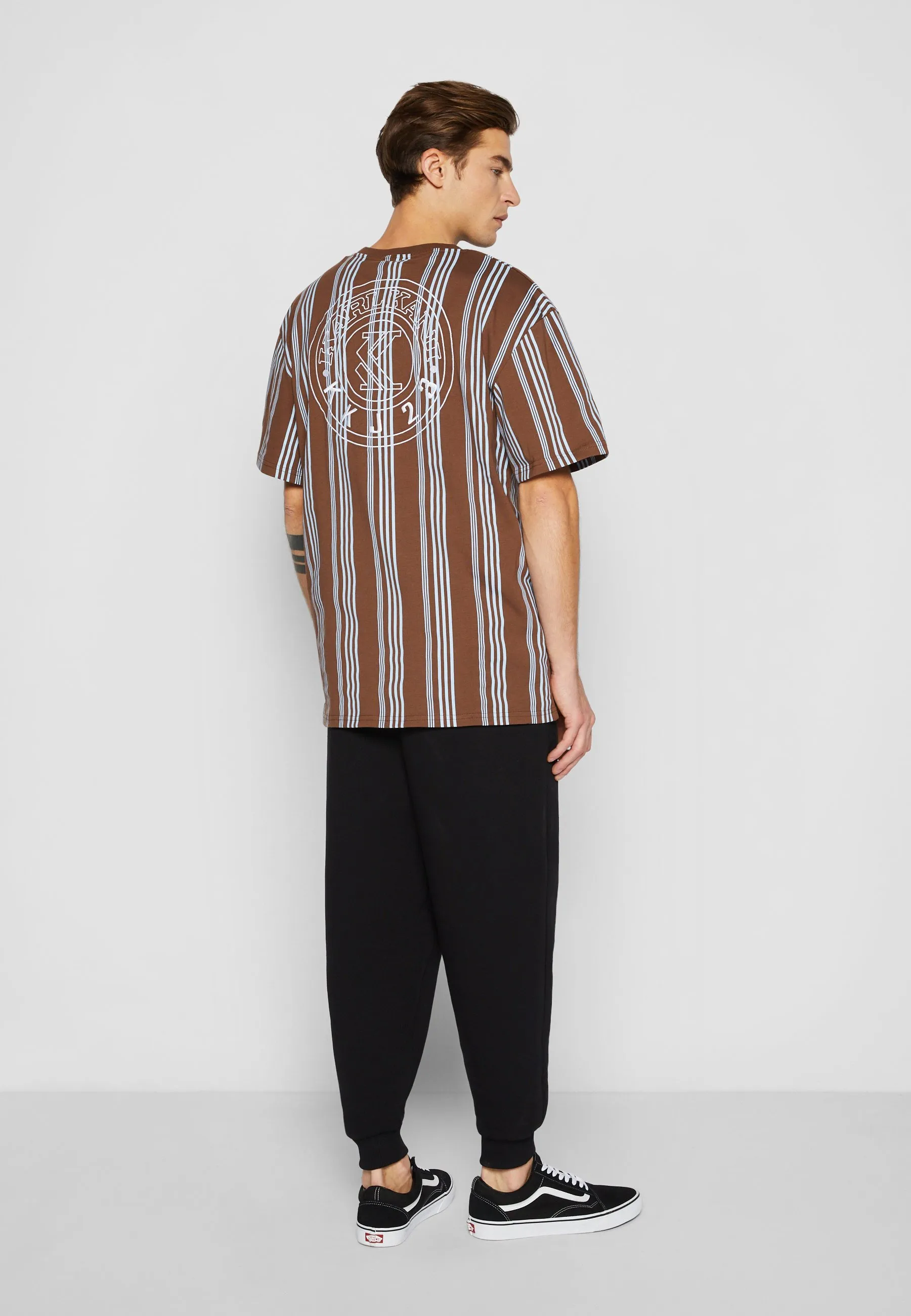 SMALL SIGNATURE STRIPED - T-shirt con stampa