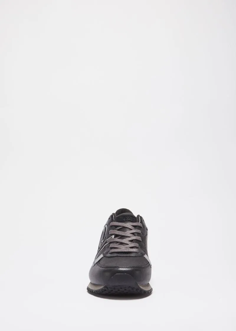 Sneaker in pelle e tessuto tecnico