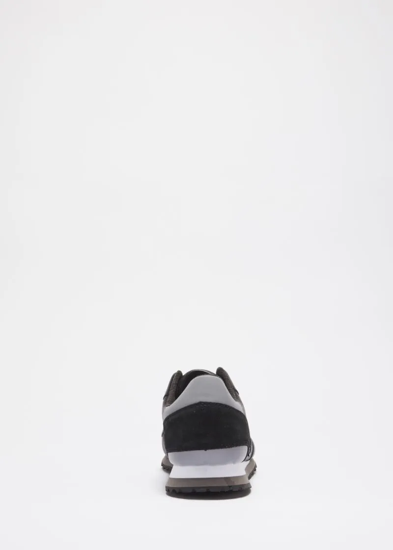 Sneaker in pelle e tessuto tecnico