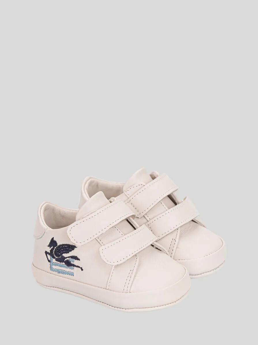 SNEAKERS IN PELLE PER NEONATI