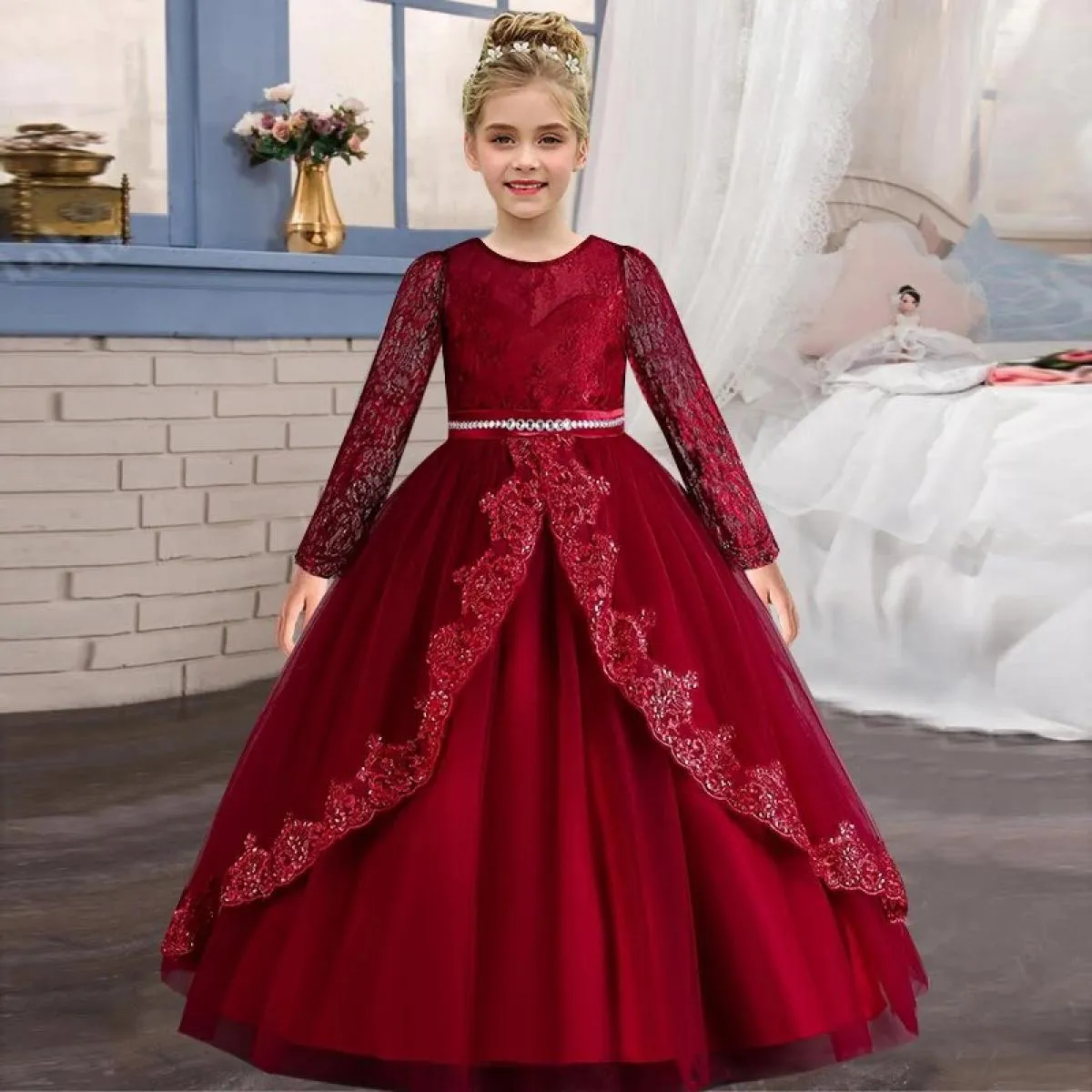 Splendido nuovo abito da sposa lungo Natale per ragazza spettacolo Abito da principessa maglia manica lunga autunno abbigliament