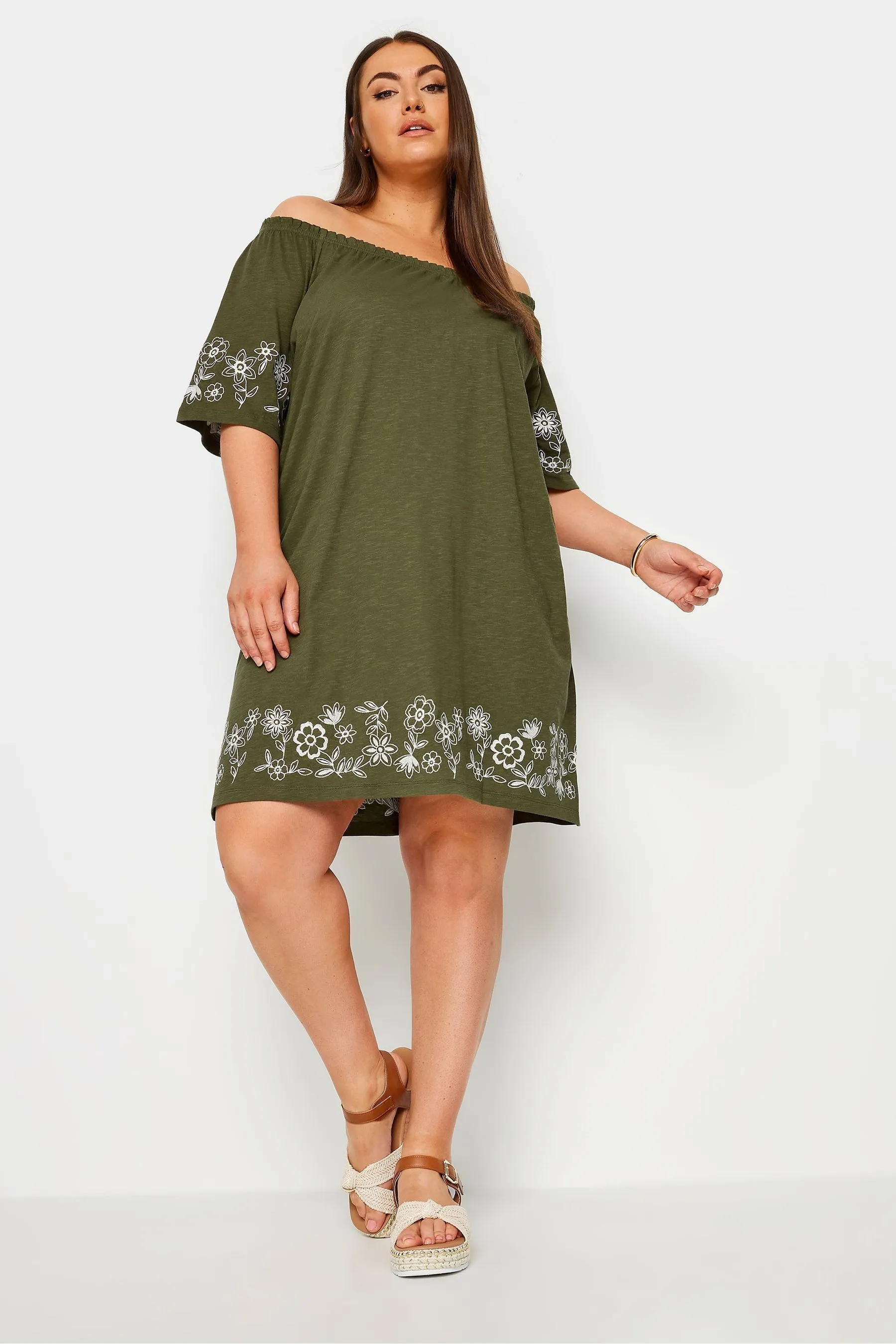 Yours Curve - Abito ricamato con scollo alla Bardot