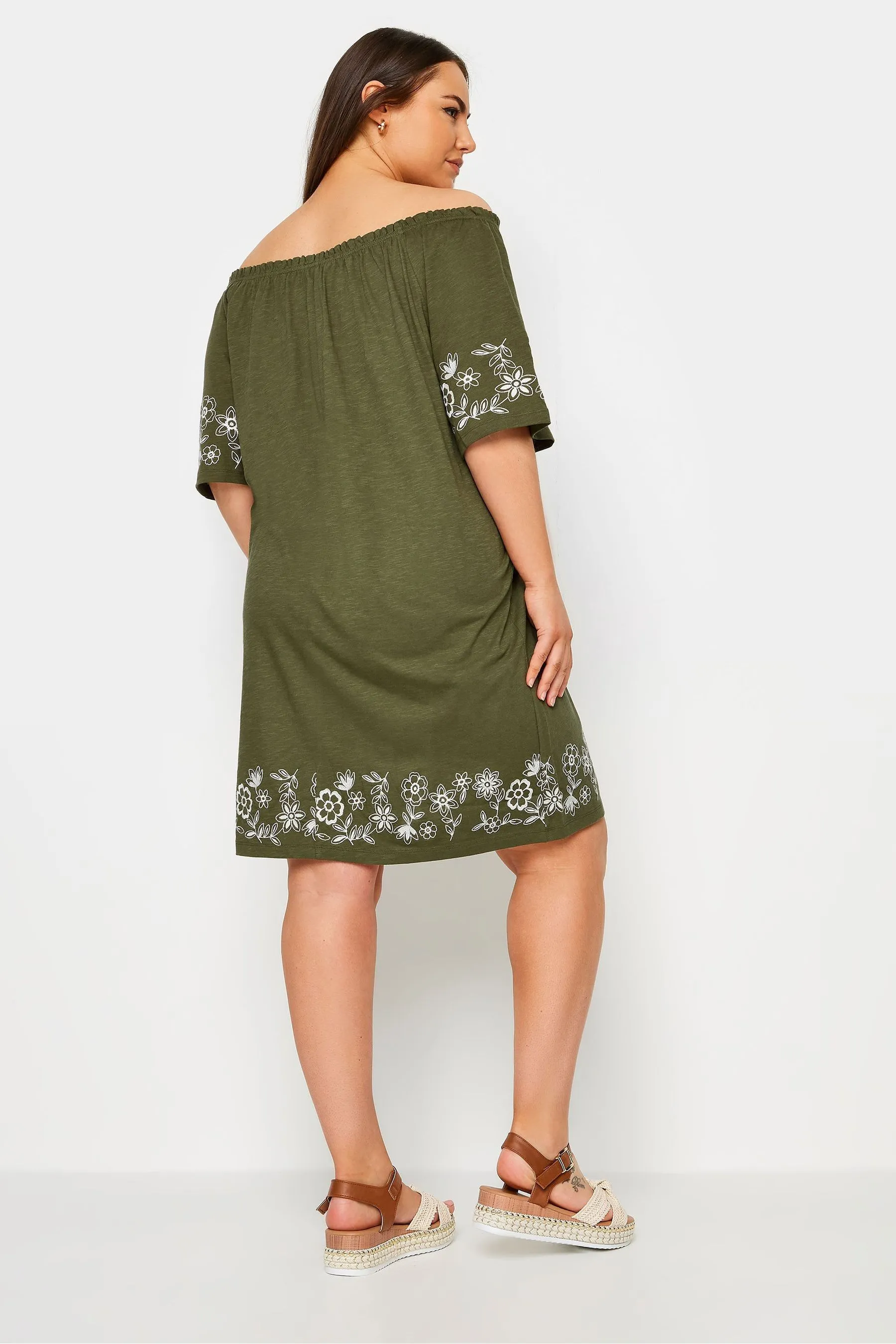 Yours Curve - Abito ricamato con scollo alla Bardot